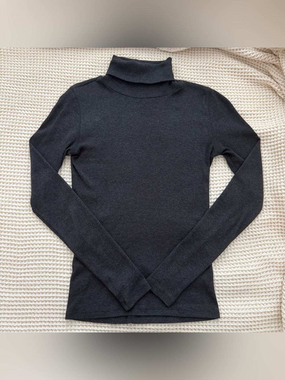 everlane the luxe rib turtleneck